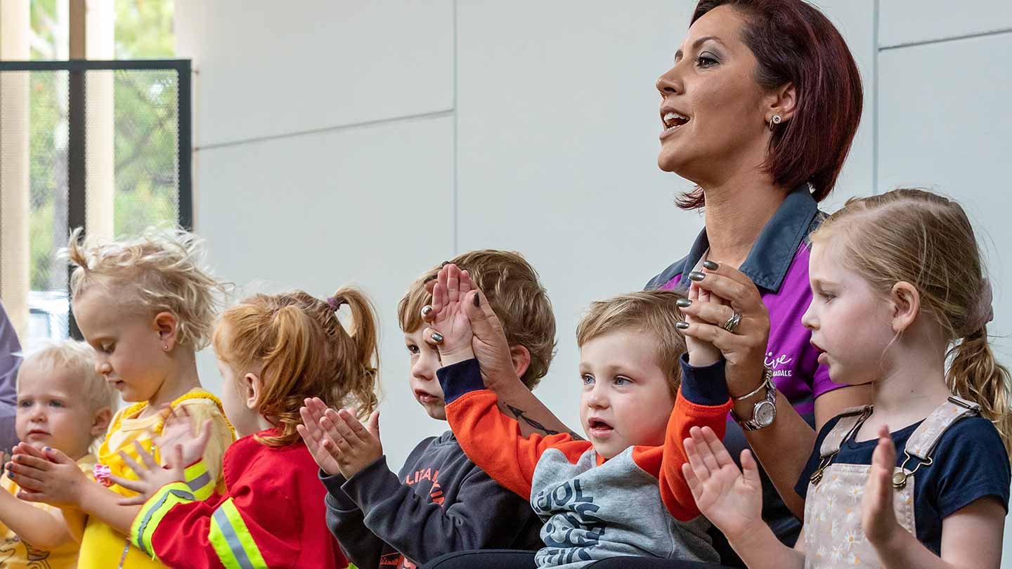 Crèche session